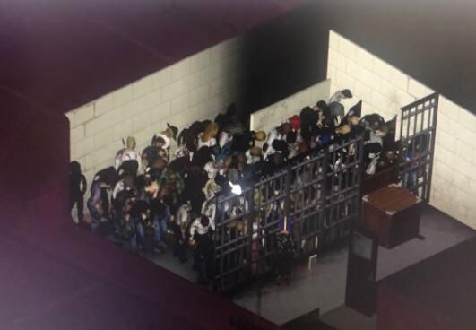 僵尸毁灭工程新手开局攻略3