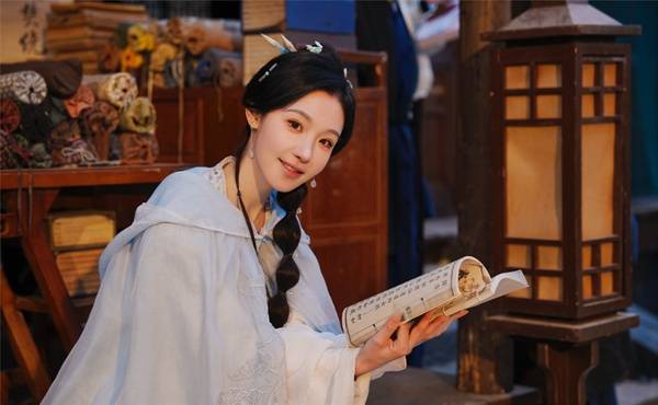 完蛋我被美女包围了2人物大全11